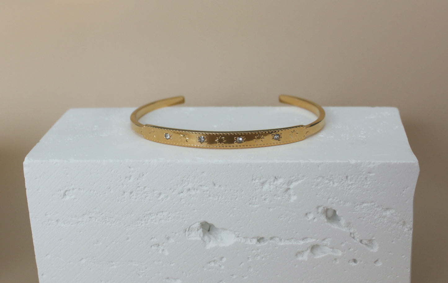 ISLA cuff