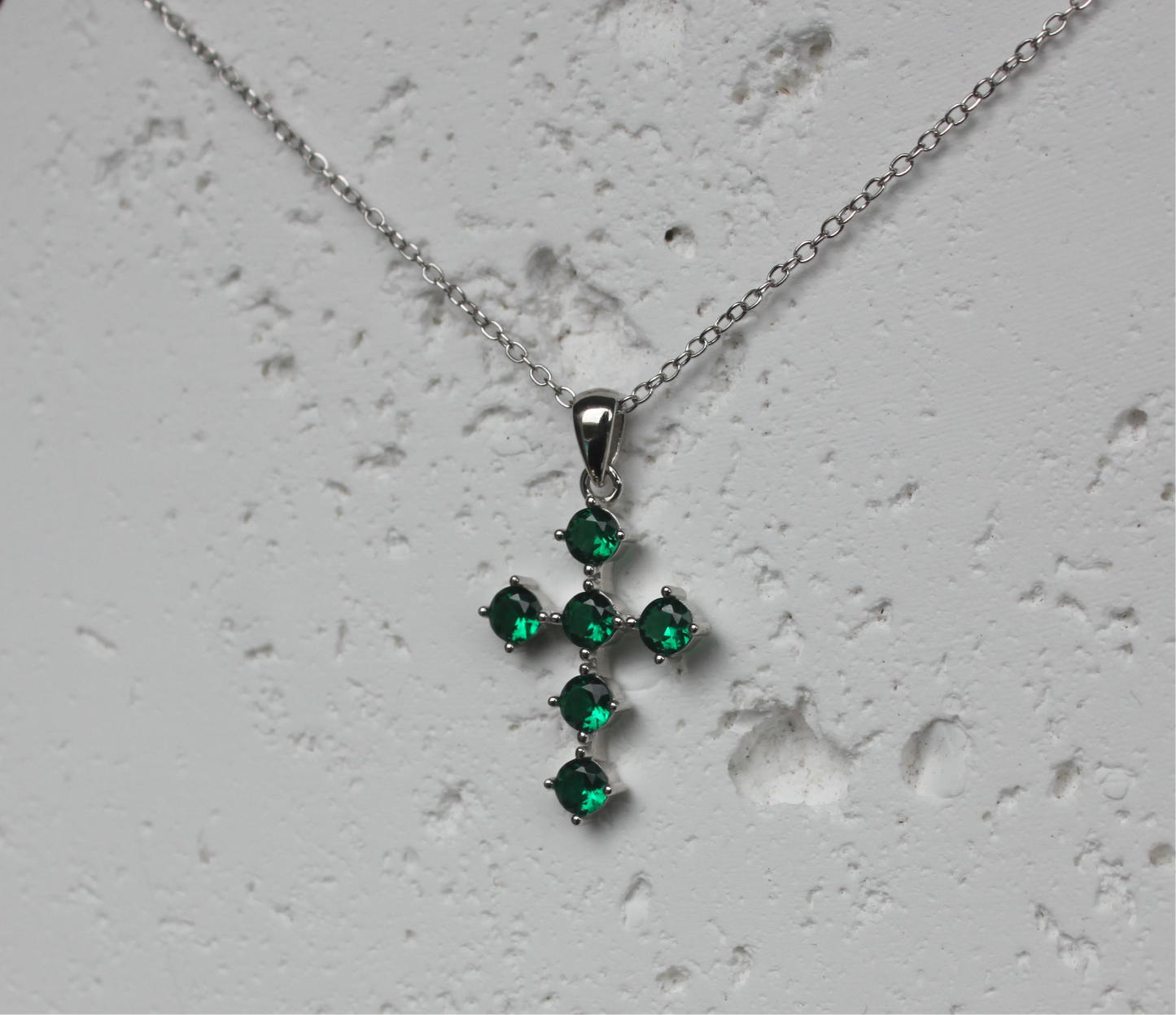 EMERALD CROSS necklace
