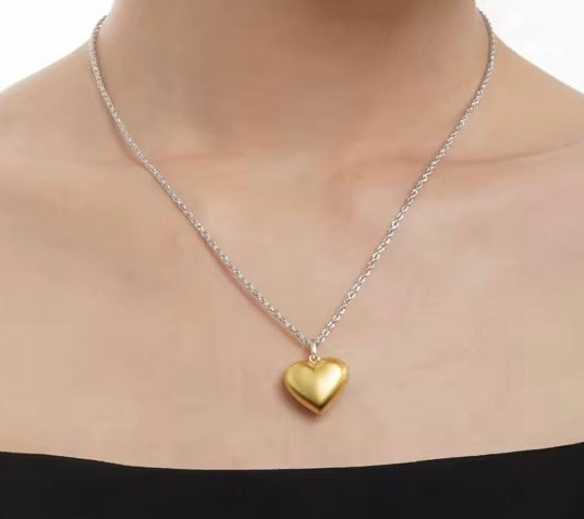 VERA necklace