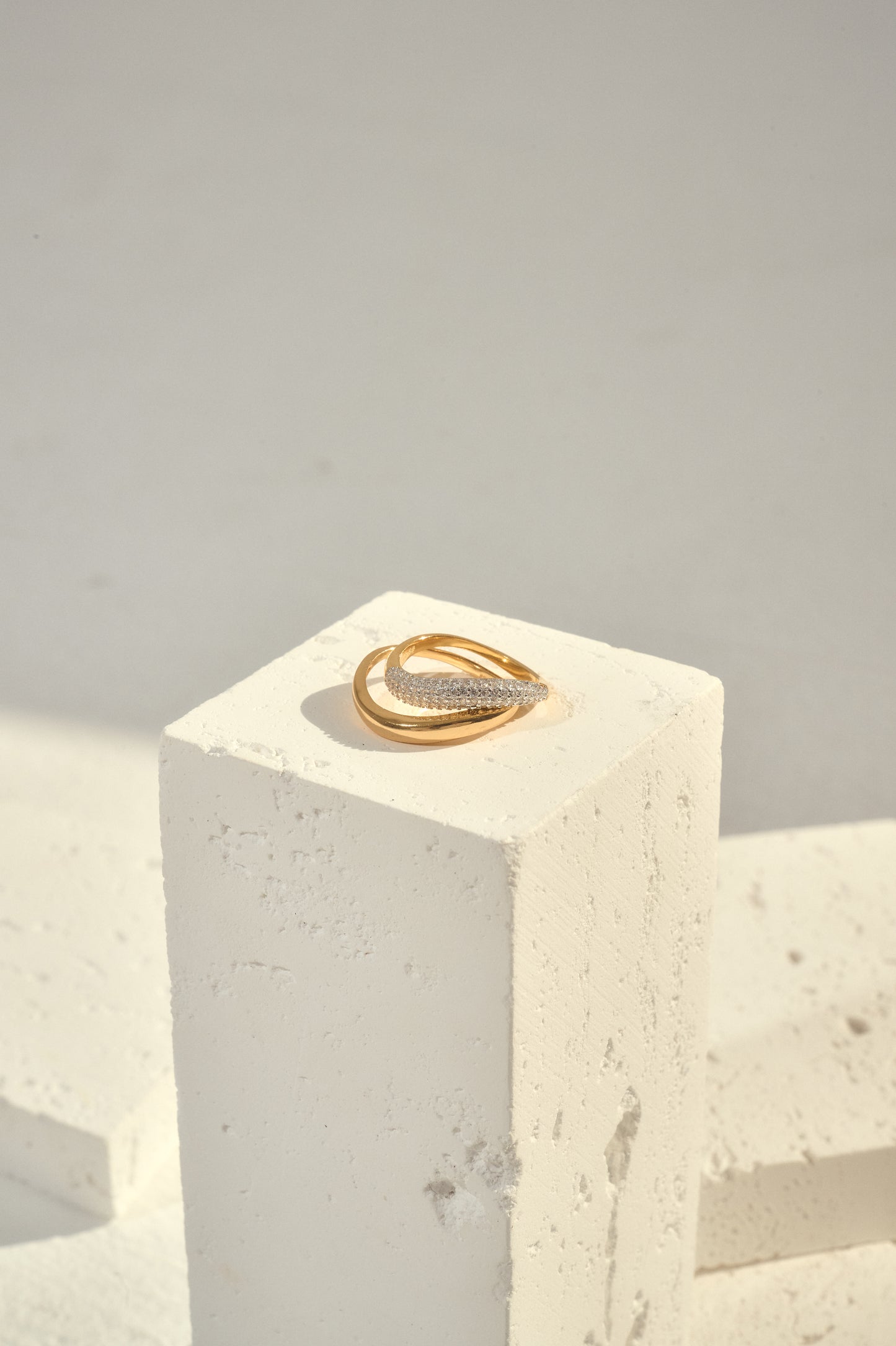 FLO ring set