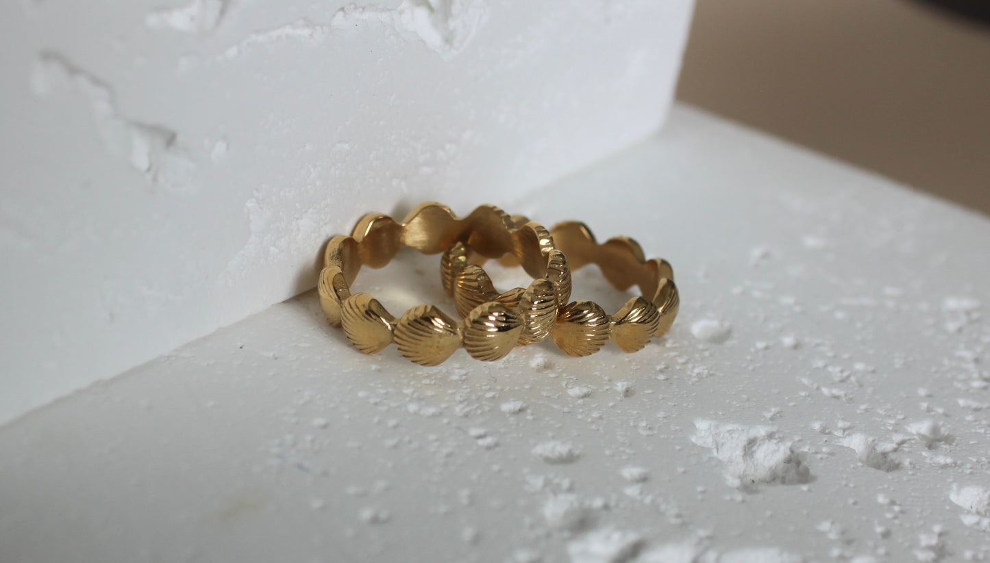 SEASHELL ring